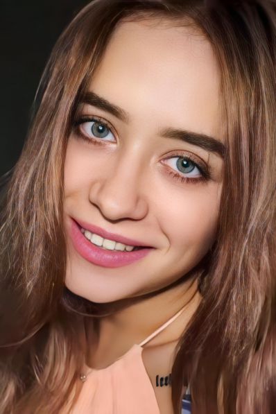 Molly Kelt